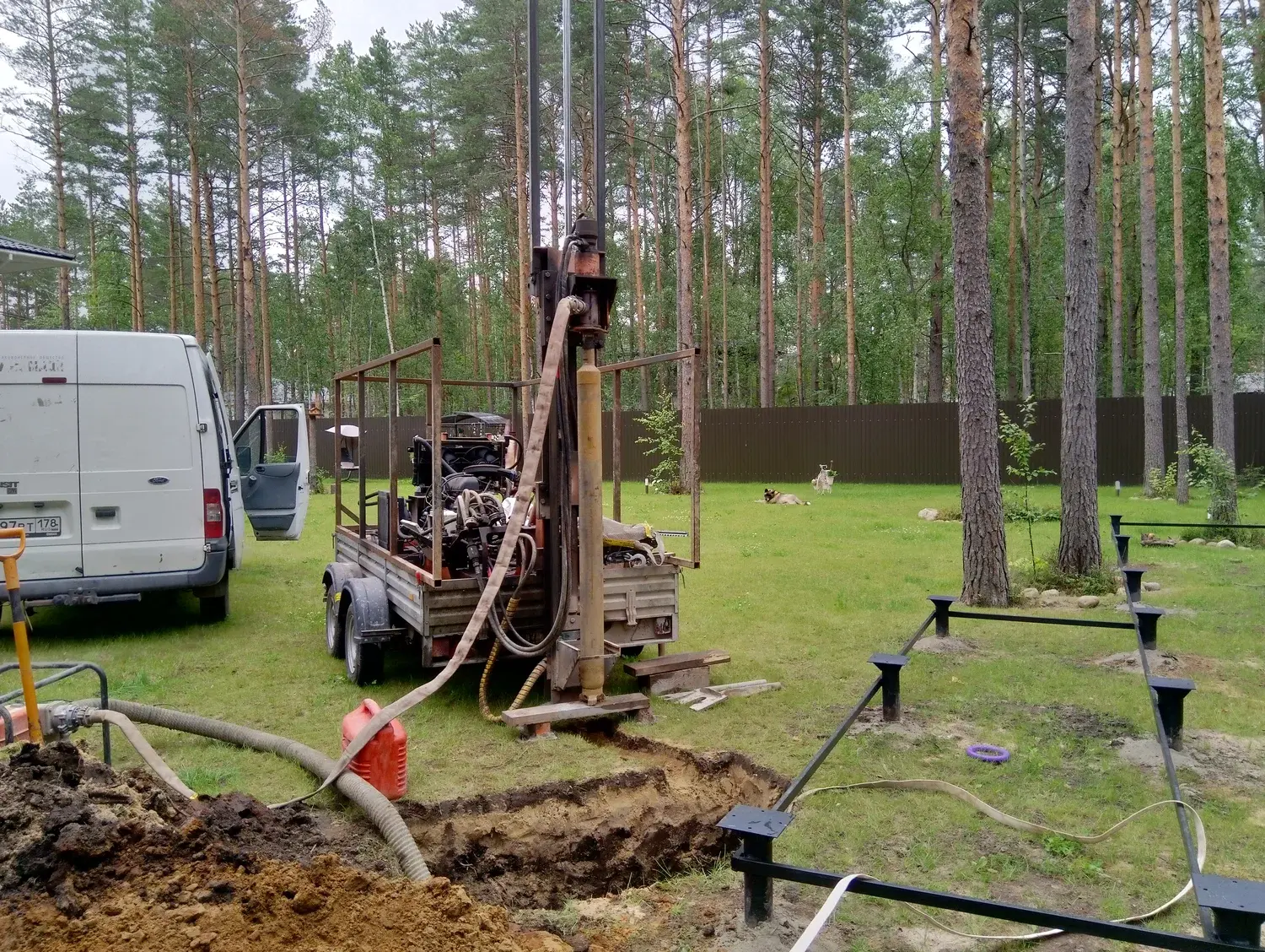 Бурение скважины в загородном доме